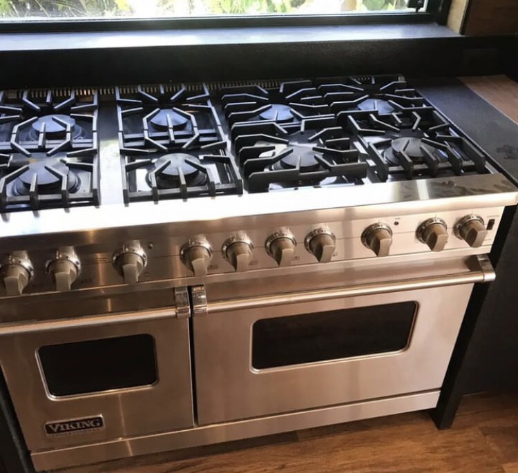 92AA58EA-7EF7-4BCF-88B7-E489A0812CFE ASSISTENCIA TECNICA VIKING RANGE. CONSETO - MANUTEÇÃO - INSTALAÇÃO. refrigeradores VIKING, freezer VIKING, adega VIKING, frigobar VIKING, gaveta refrigerada VIKING, churrasqueira a gás VIKING, fogão VIKING, cooktop VIKING, rangetop VIKING, forno elétrico VIKING, forno a gás VIKING, microondas VIKING, coifa VIKING, gaveta aquecida VIKING - (11) 5282-0025 WhatsApp.